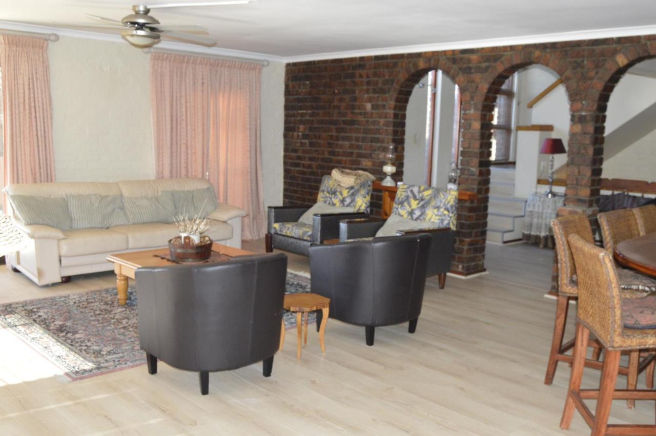 Harbourview Self Catering Appartamento Gordonʼs Bay Esterno foto